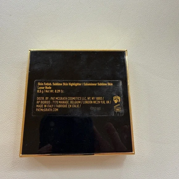 Pat McGrath Labs Limited Edition Highlighter - Picture 3 of 3